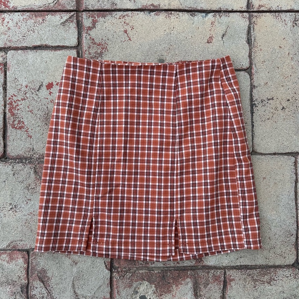 Aeropostale Red and White Pleated Mini Skirt